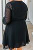 Immagine di PLUS SIZE SWISS DOT V NECK WRAP DRESS